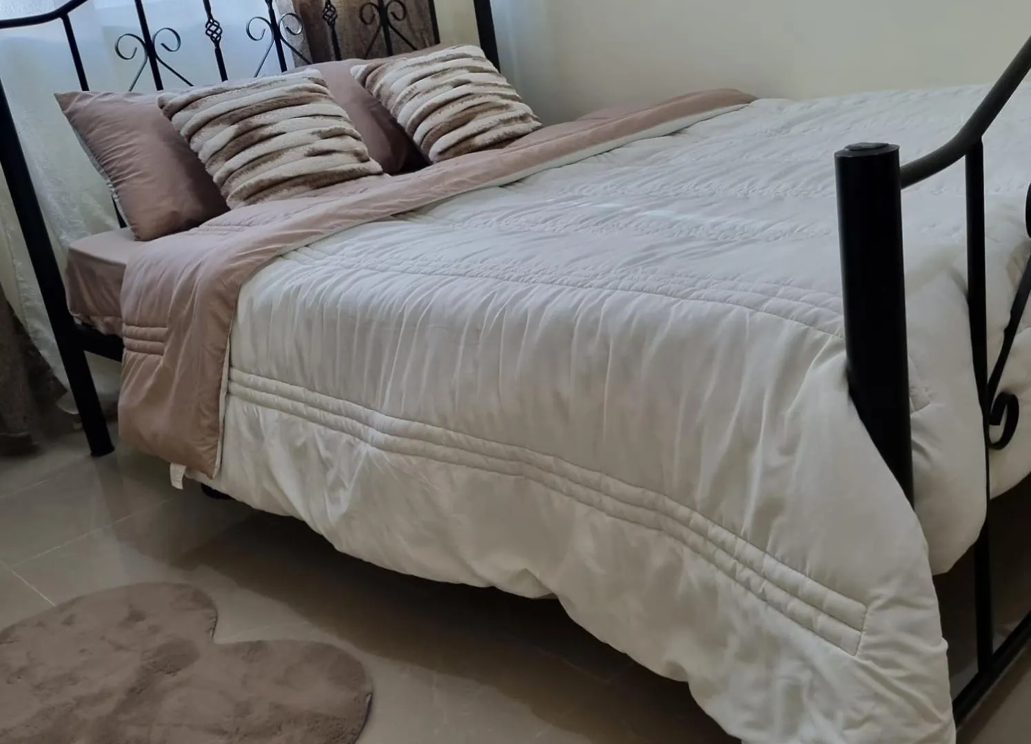 Escape To Comfort Properties 0*, Abu Dhabi